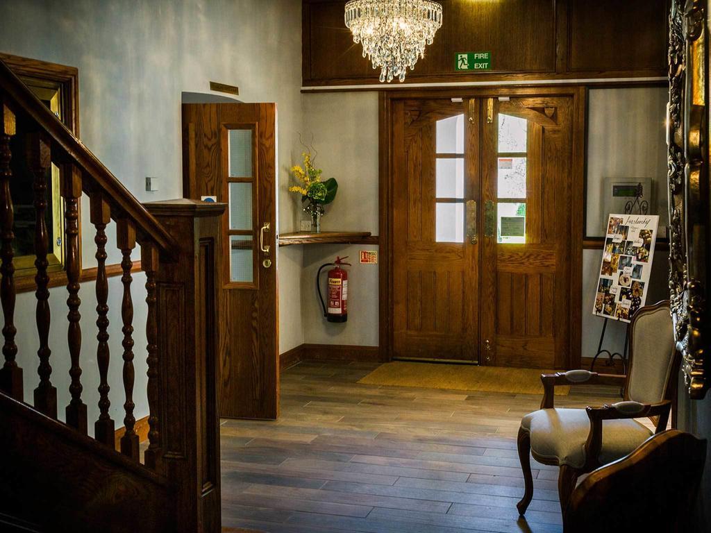布里真德 Bryngarw House酒店 外观 照片